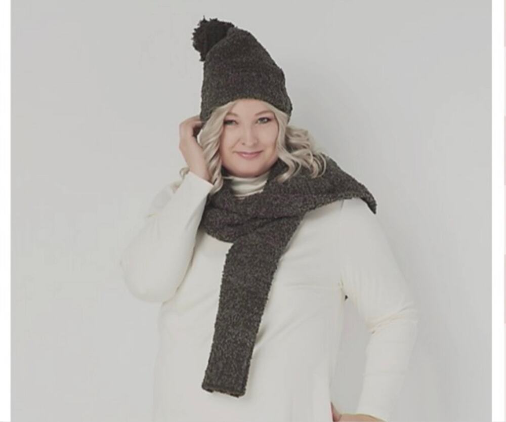 Barefoot Dreams CozyChic Pom Pom Beanie & Scarf Set Womens Espresso Cocoa Winter
